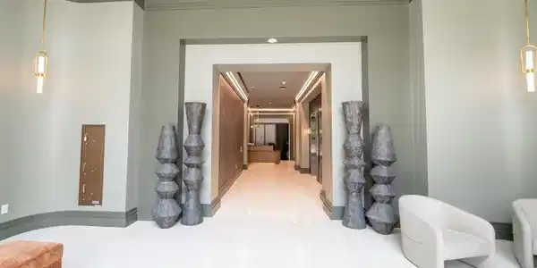 Image 4: Residential Lobby