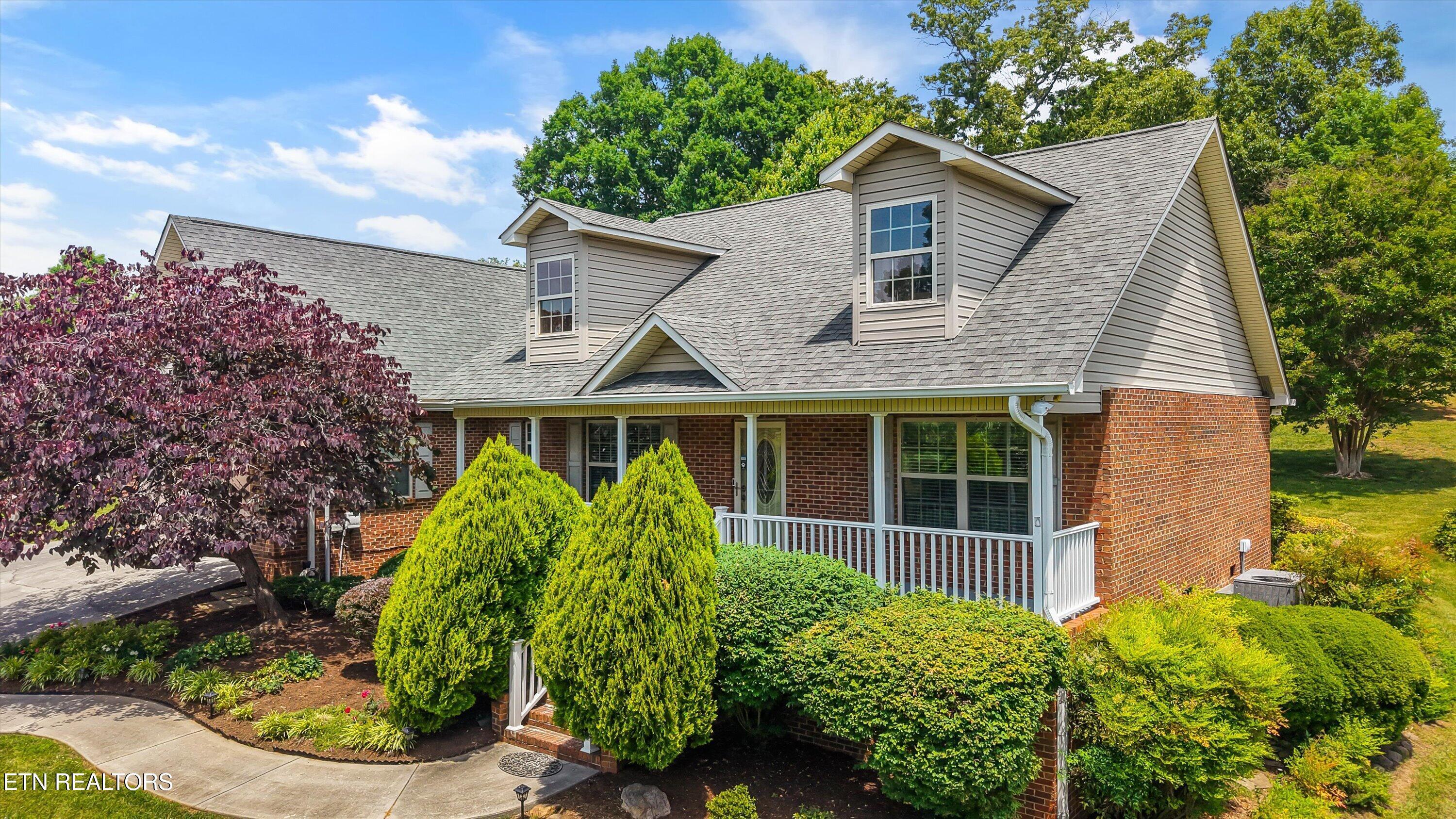 Image 2: 03-1432 Chessingham Dr 40