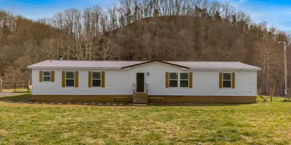 Image 3: 003-2484UpperCaneyValley-Tazewell-TN-378