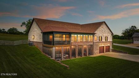 118 Rapids Way