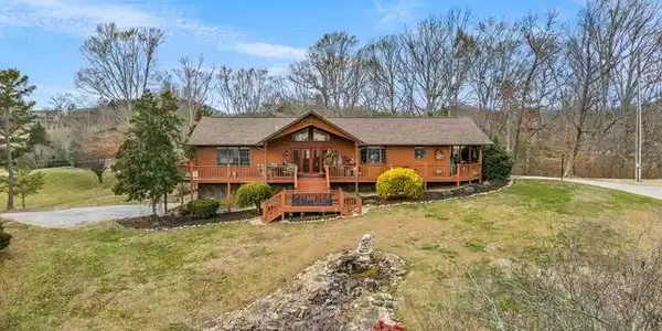 3105 JH Headrick Drive