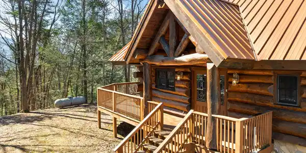 Image 4: 438 coyote road-4