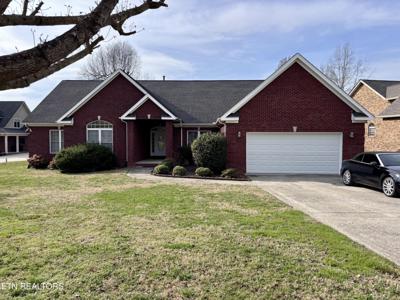 221 Village Way