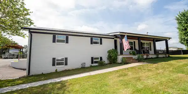 515 Tipton Lane