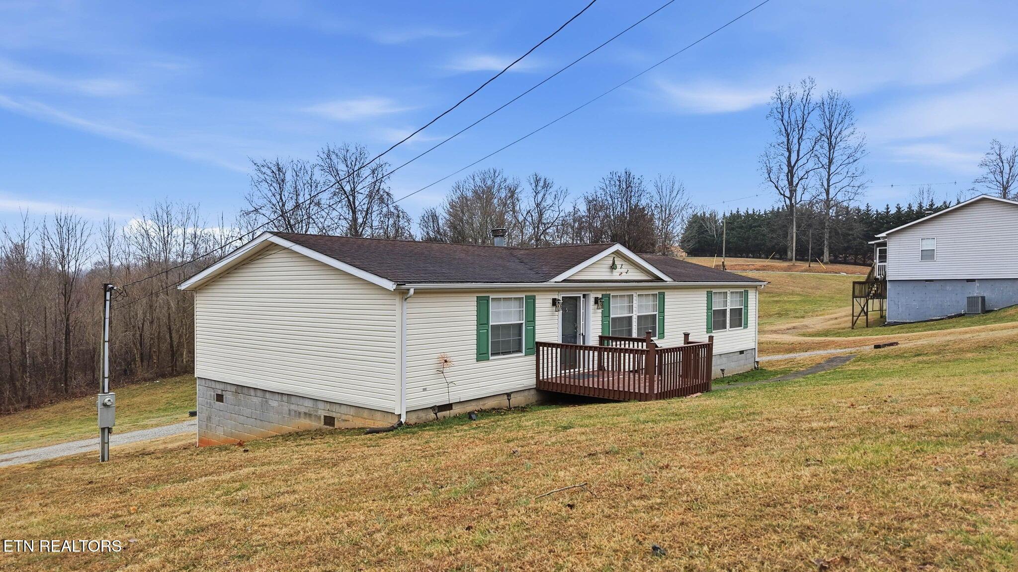 Image 3: 12-web-or-mls-124 Oak Grove-2