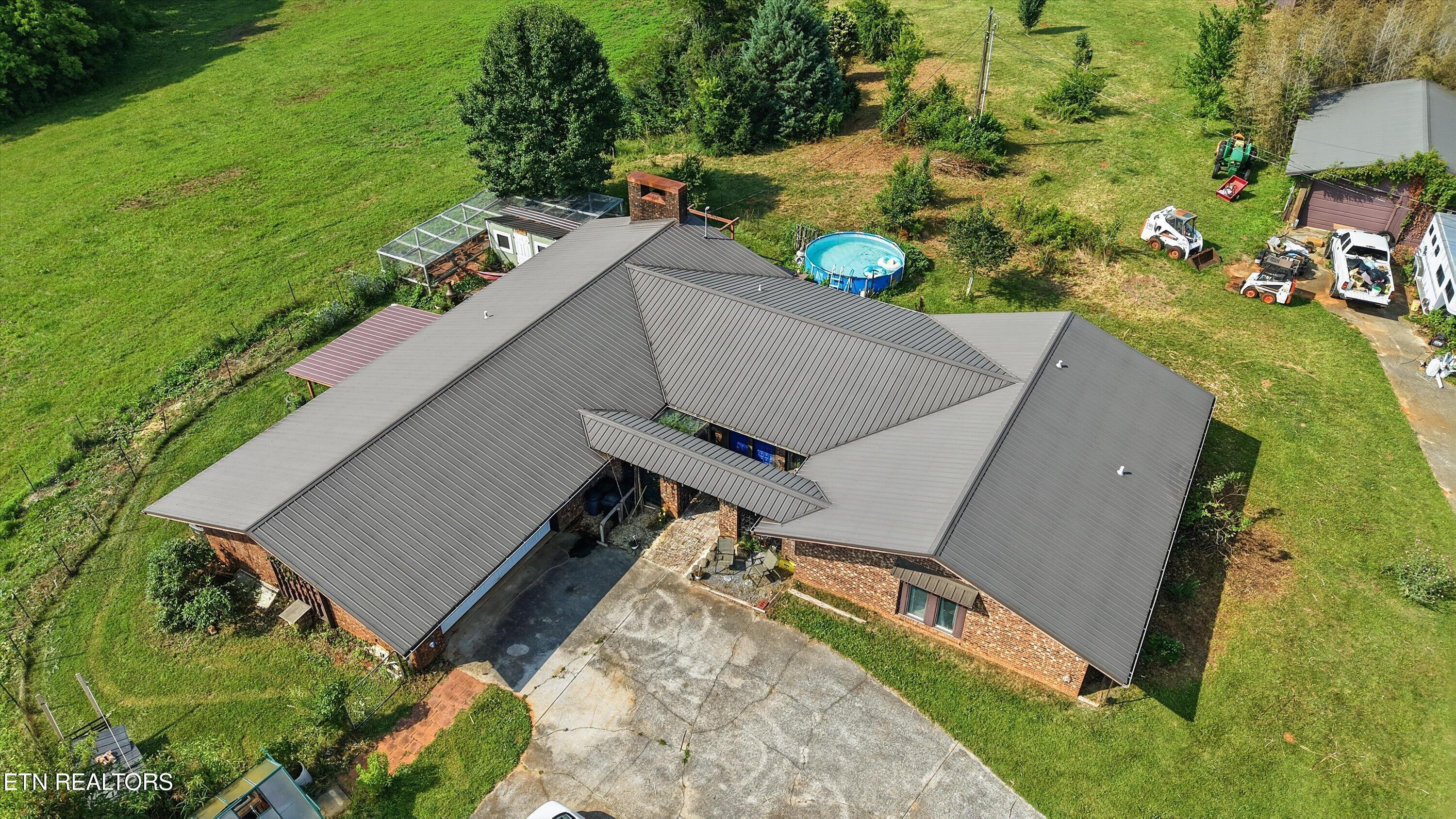 Image 4: 60-3030 New Blockhouse Rd05