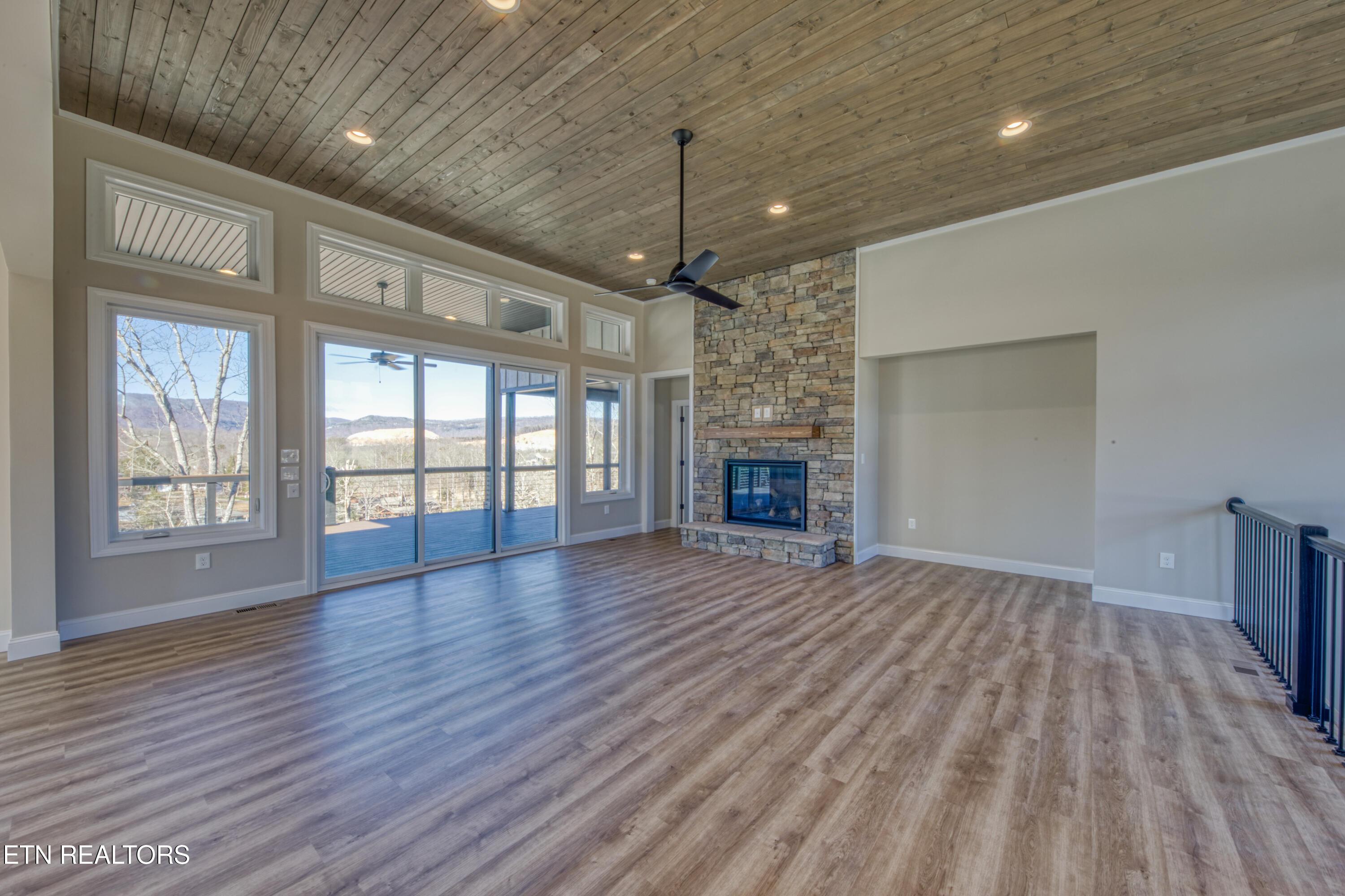 Image 4: 0H3A0168_10