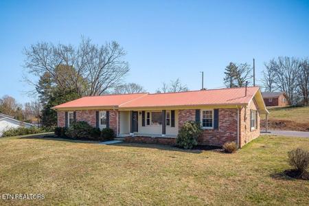 663 N Edgewood Drive
