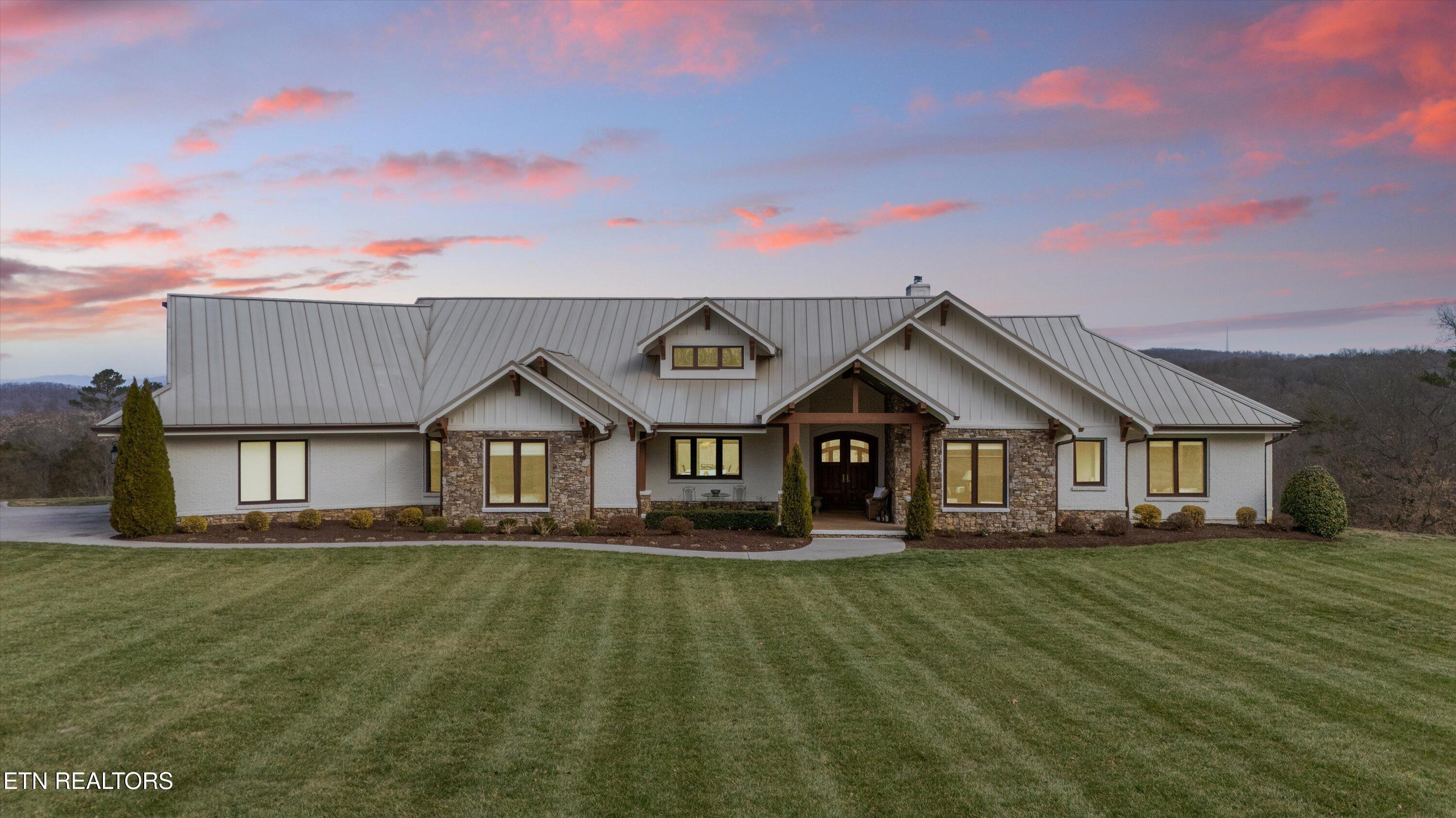 Image 1: 01-950 White Wing Rd N VT-06