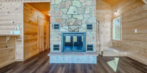 Image 4: 4