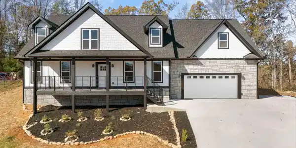1354 Wisteria Lane