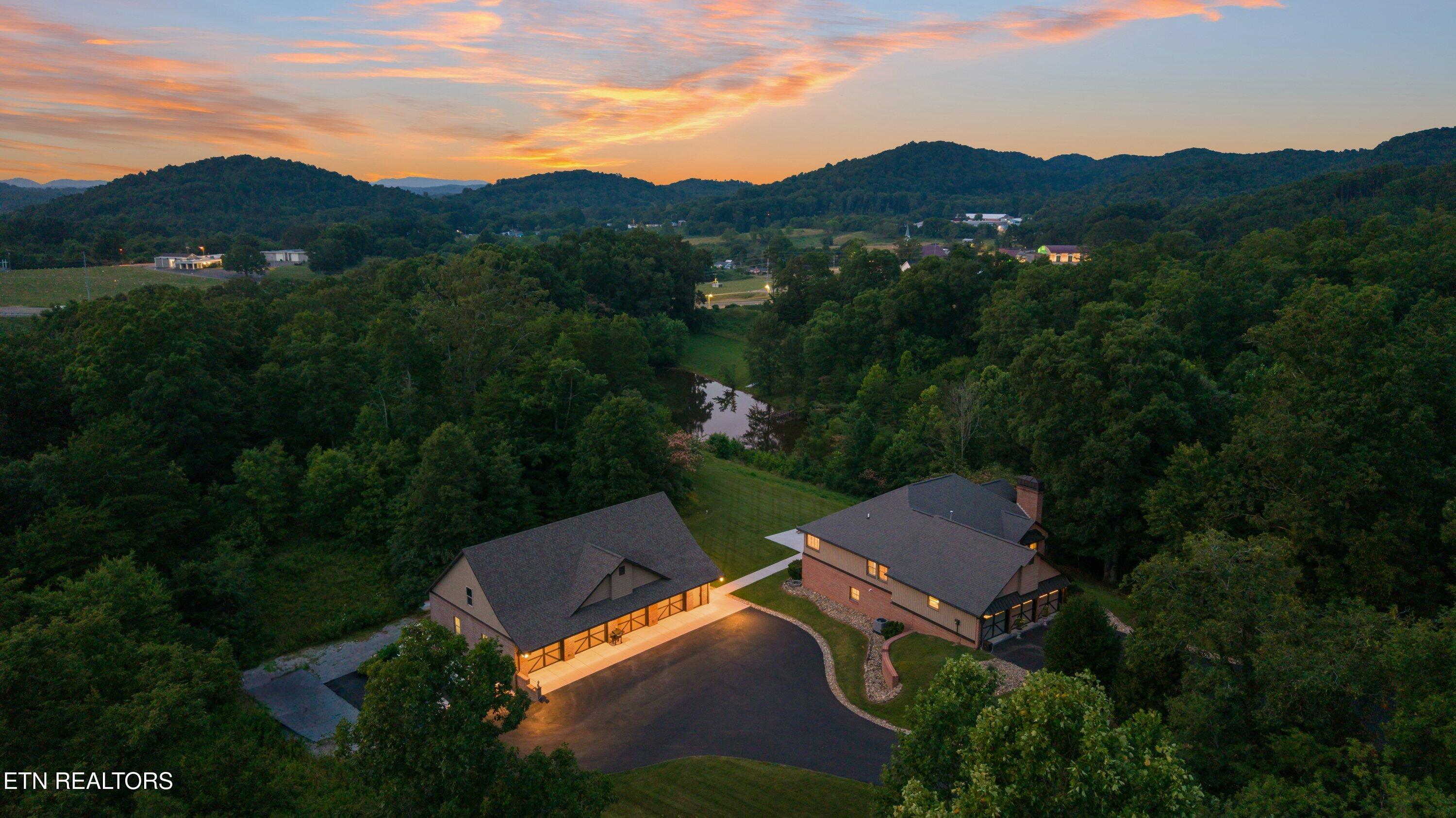 Image 1: 9115 Chapman Hwy Twilight-10