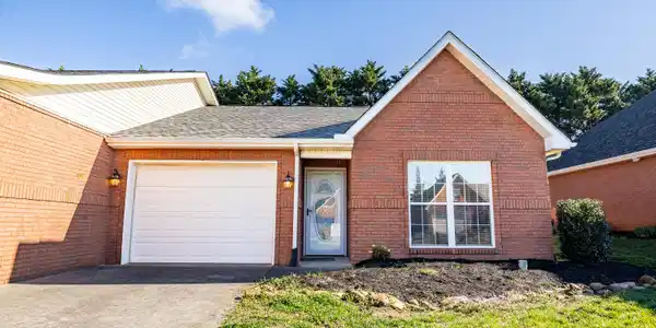 2908 Dominion Drive