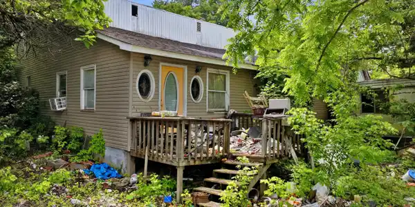 Image 4: 002-136ClinchViewLane-Washburn-TN-37888-
