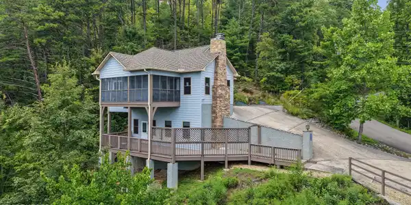 715 Christy Lane