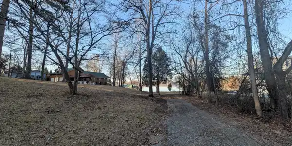 Lakewood Village Rd