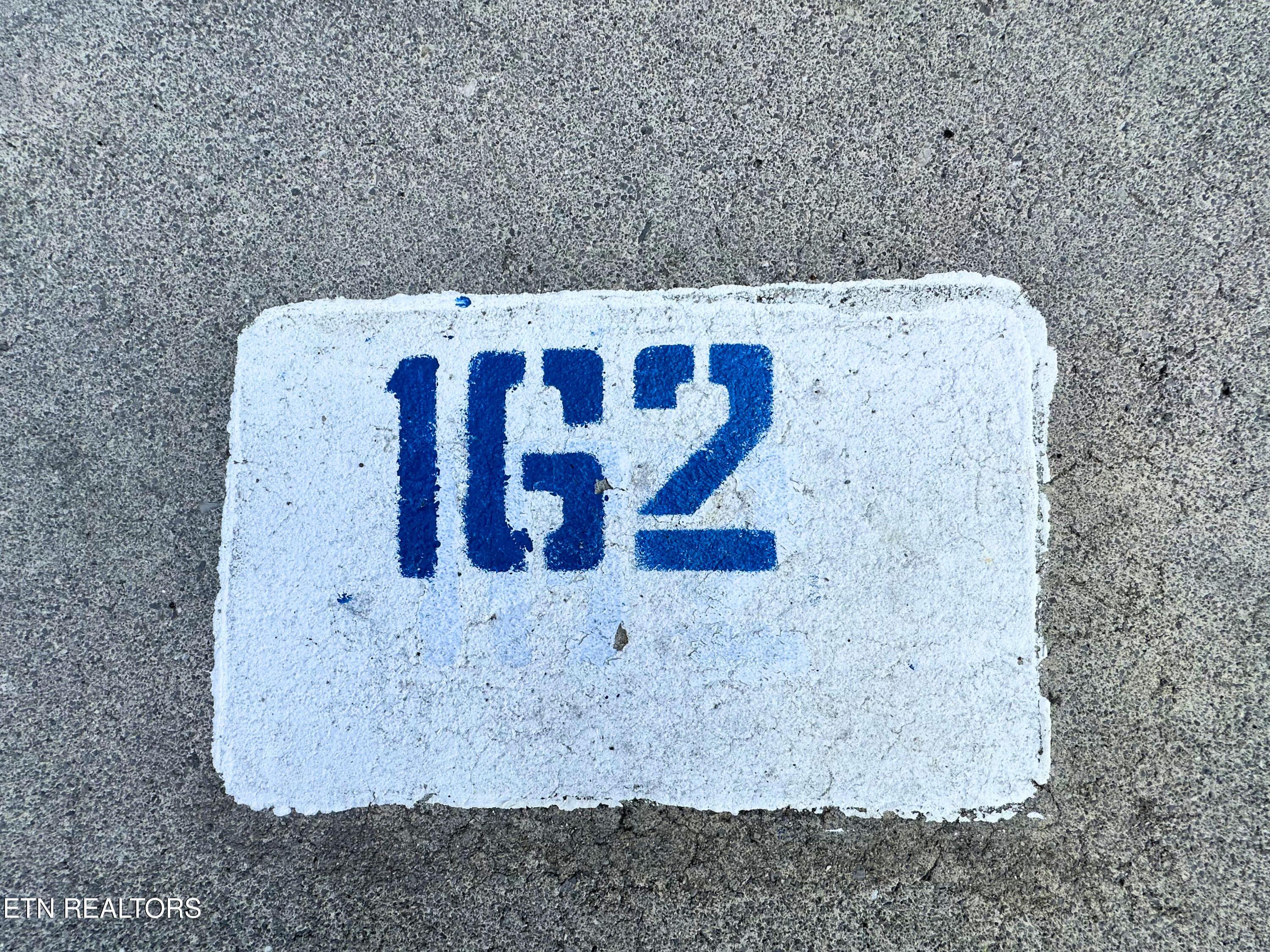 Image 3: Lot 162
