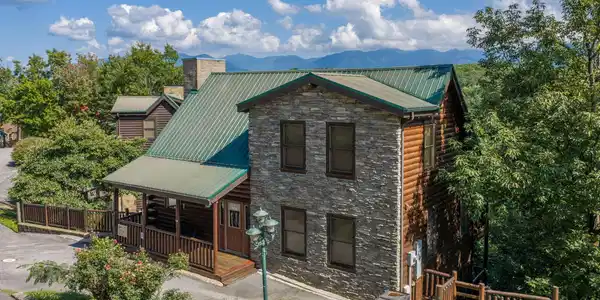 2053 Settlers Ridge Way