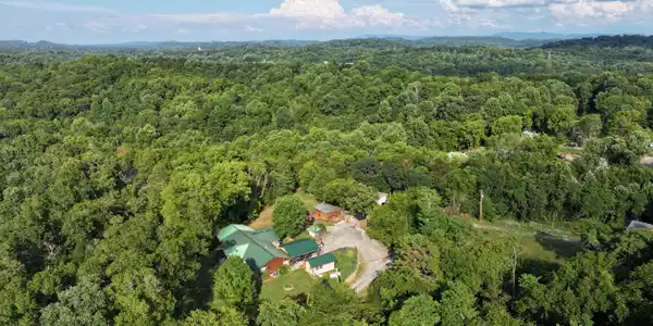 Image 3: DJI_20260622191239_0951_D