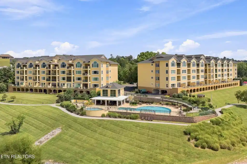Image 1: Unit 202C in Harbor Crest Condos