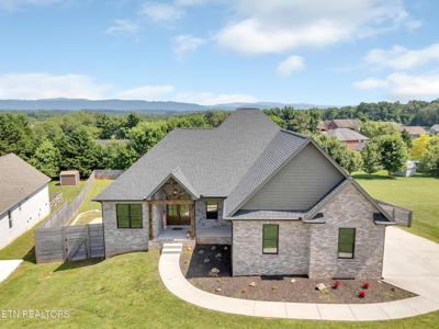 1216 Houston Springs Rd