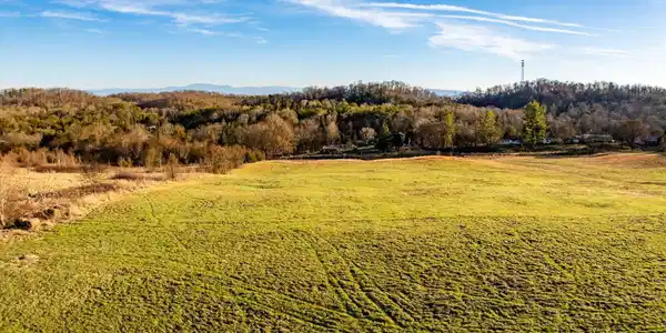 Lot 4 Thorngrove Pike