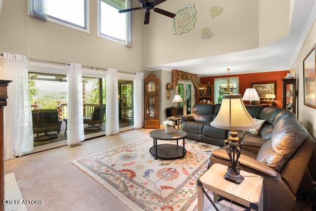 Image 4: Living Room