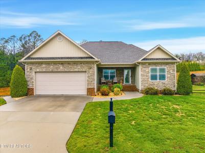 124 NW Nesting Ridge Rd