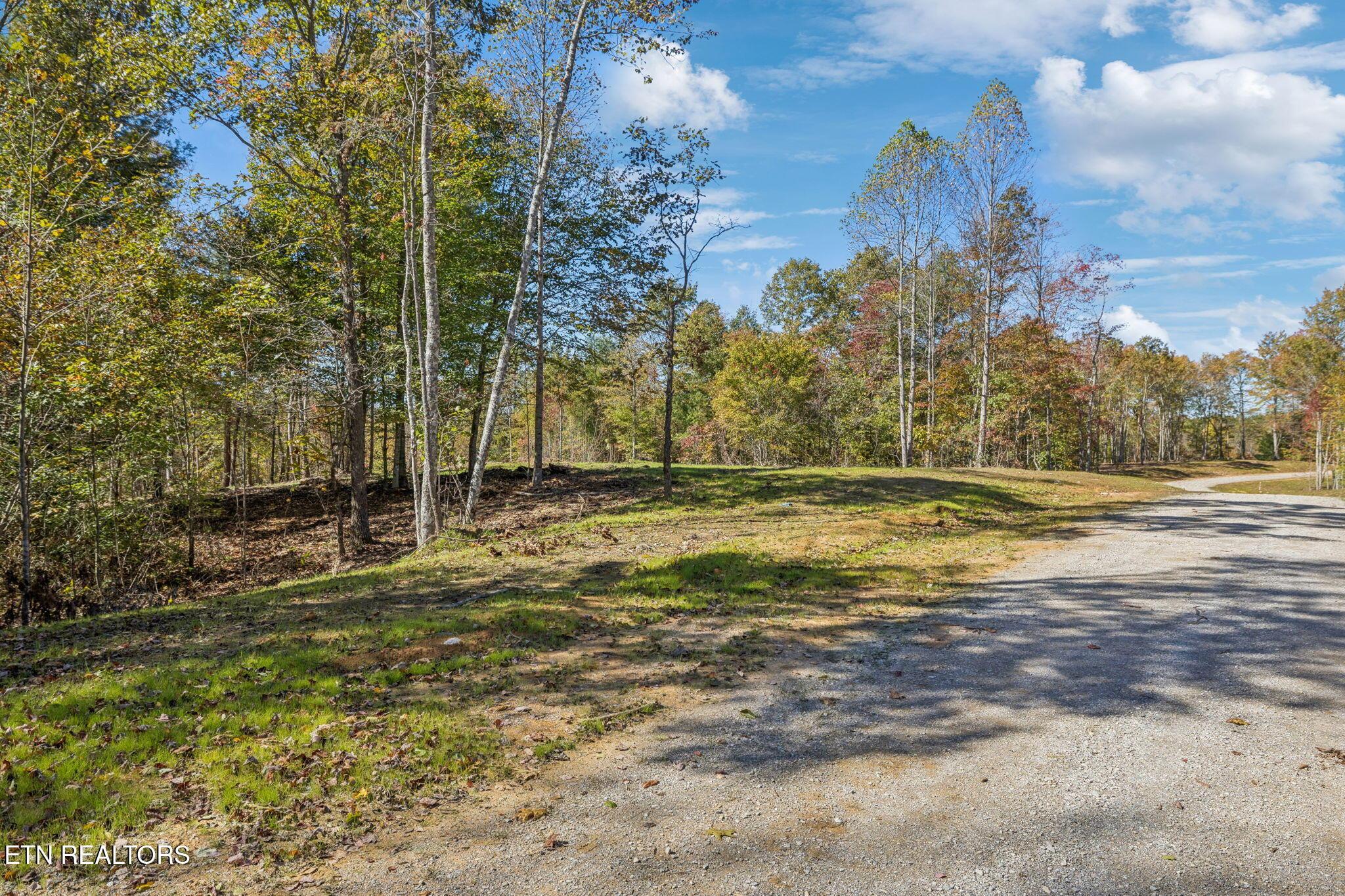 Image 4: 2-Sheep Ranch Rd - 10 002