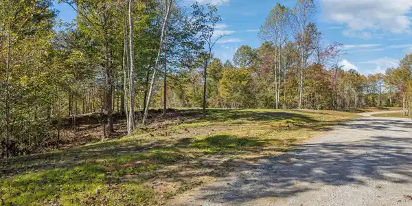 Image 4: 2-Sheep Ranch Rd - 10 002