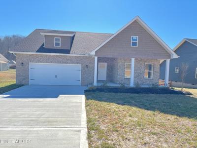 210 Mossy Rock Rd