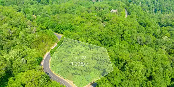 Long Rifle Rd
