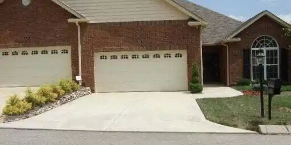 812 Fountain View Way