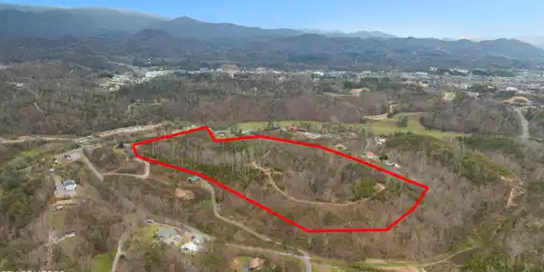 Image 4: DJI_0982