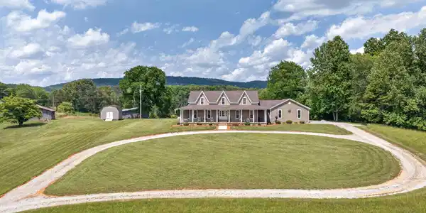 Image 3: 2-web-or-mls-1444 Cherry Creek Rd_006_TN