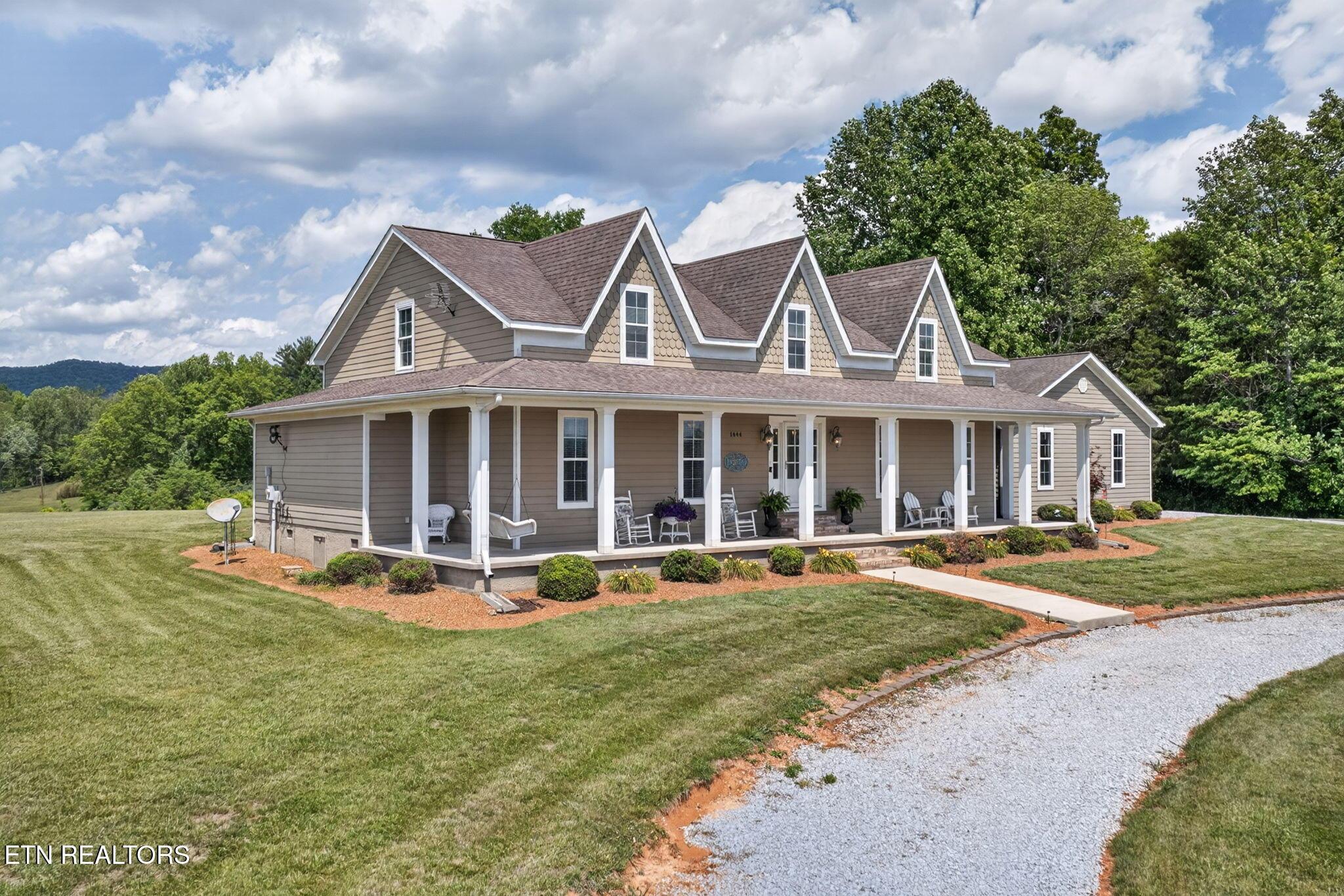 Image 4: 7-web-or-mls-1444 Cherry Creek Rd_031_TN