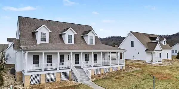 109 Trillium Drive