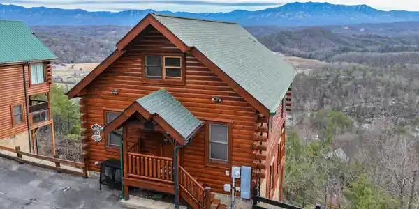 2607 Mountain Glory Tr