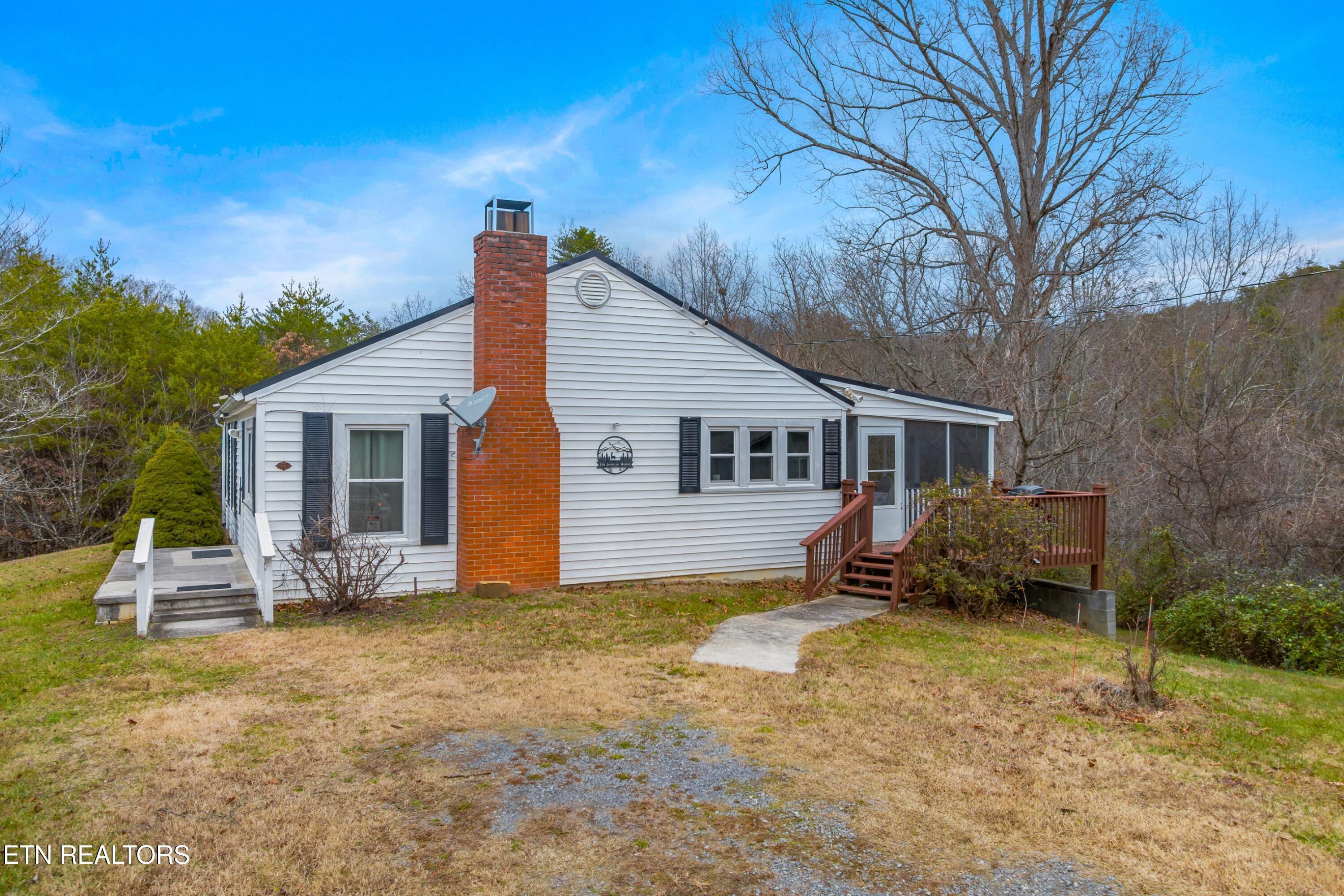 Image 3: 003-364JasmineRoad-Newport-TN-37821-SMAL