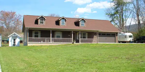 3623 Shelby Drive