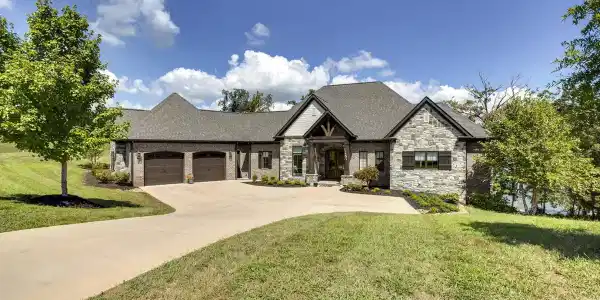 17012 Lighthouse Pointe Drive