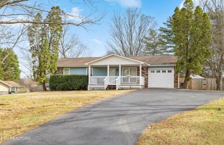 8216 Rising Fawn Drive