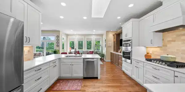 Image 3: 16-web-or-mls-DSC08471