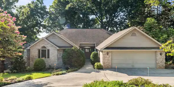 301 Kiyuga Way