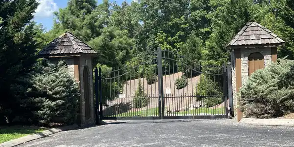 Stone Bridge Drive