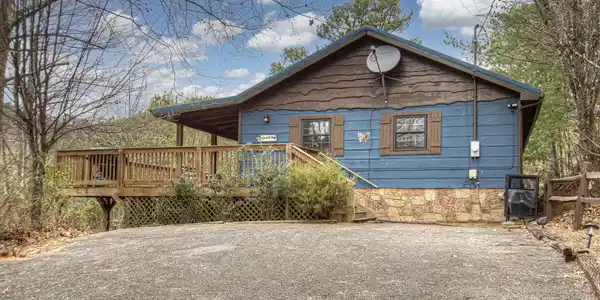 3049 Patty View Way