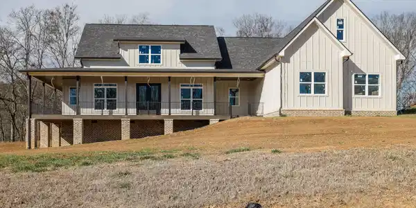 827 Franklin Crossing