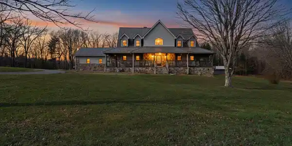 815 York Rd