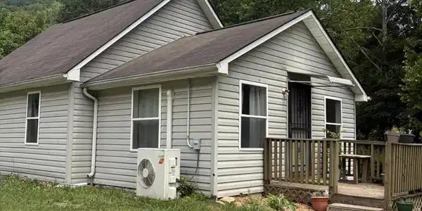 944 W Short Mountain Rd