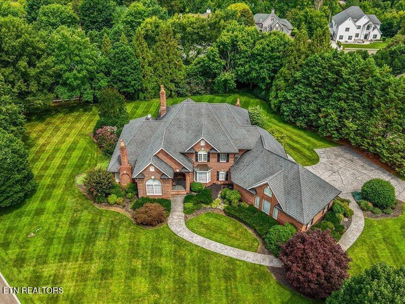 Image 2: 53-7343 Dunsford Ln03
